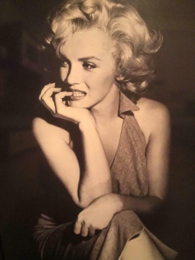 Апартаменты Marilyn Monroe Apartament Радом Экстерьер фото